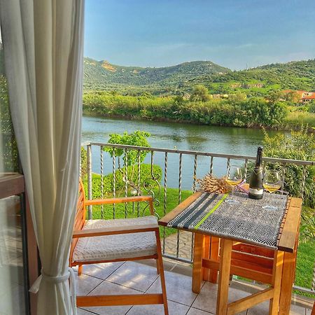 Temo River House Romantic Balcony And Peaceful Retreat In The Heart Of Bosa Ngoại thất bức ảnh