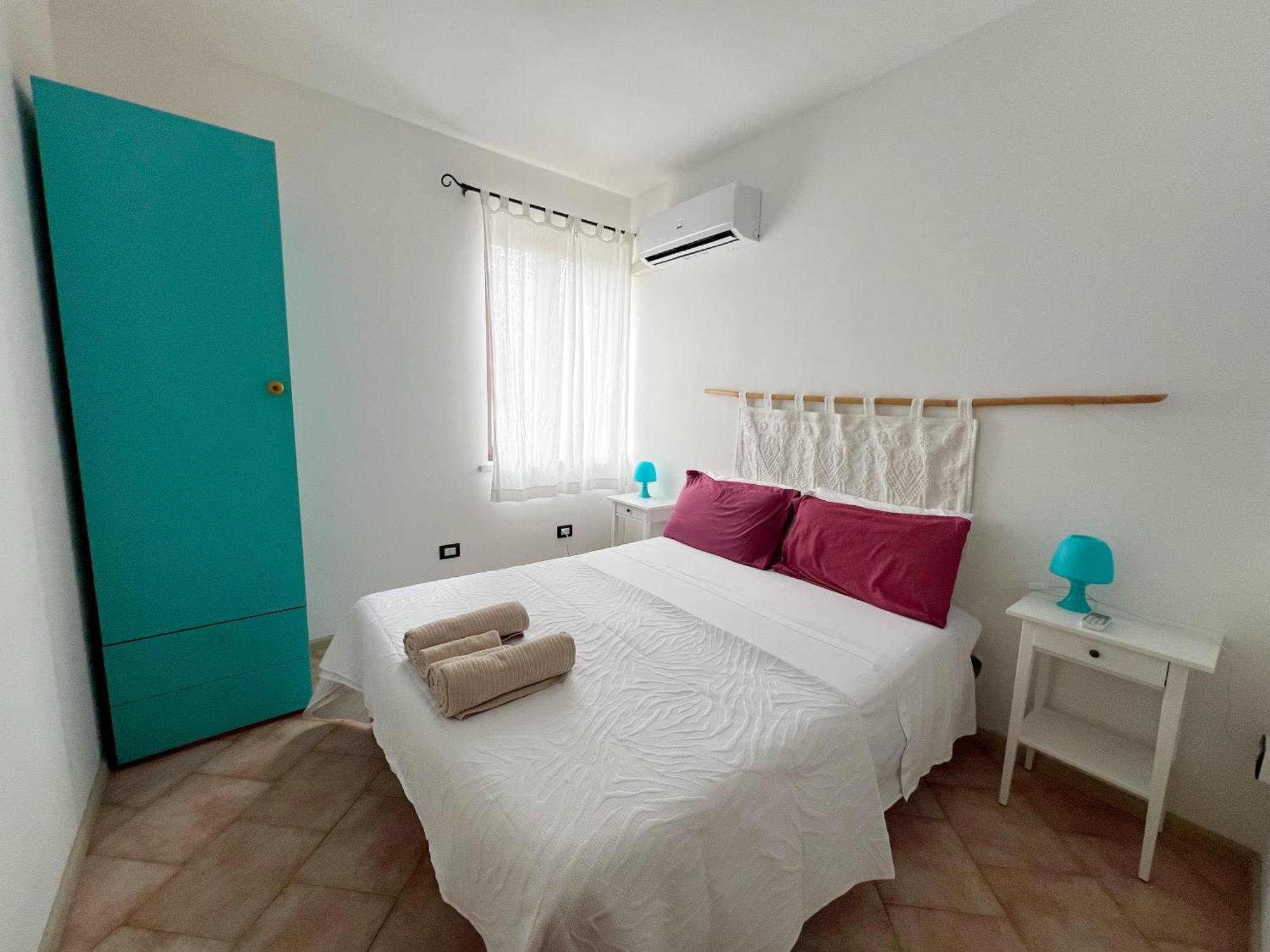 Temo River House Romantic Balcony And Peaceful Retreat In The Heart Of Bosa Ngoại thất bức ảnh