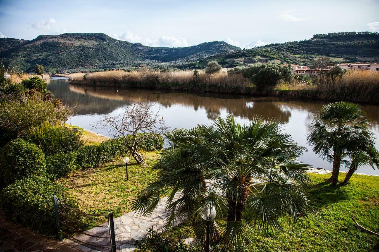 Temo River House Romantic Balcony And Peaceful Retreat In The Heart Of Bosa Ngoại thất bức ảnh